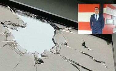 El hermano del gerente del hospital regional Emiro Quintero Cañizares sufre un atentado terrorista. Cortesía