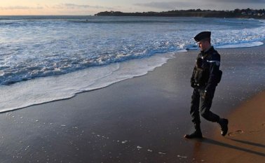 Las autoridades en 2019 multiplicaron las avisos de alerta en toda la costa respecto a estos fardos, del tamaño de una caja de zapatos, y perfectamente sellados con papel celofán. Internet