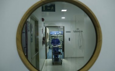 Elpaís llegó a 1.218.003 casos de COVID-19, 55.471 de ellos siguen activos. Colprensa