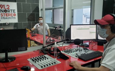 La emisora desarrolla una completa programación cultural, musical e informativa, además de capacitaciones radiales para conmemorar su primer año al aire. Cortesía