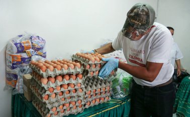Donación de alimentos. Colprensa