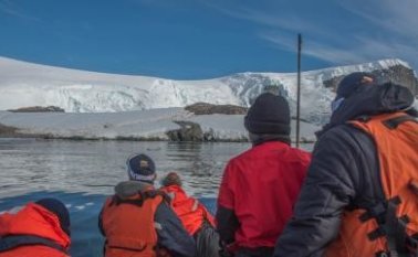 Investigadores durante el desarrollo de un proyecto de investigación en la Antártida. Colprensa