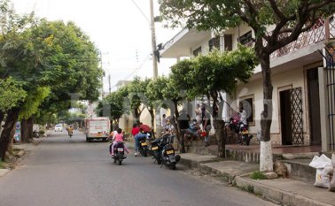 La víctima recibió varios disparos que le hizo el desconocido. La Opinión