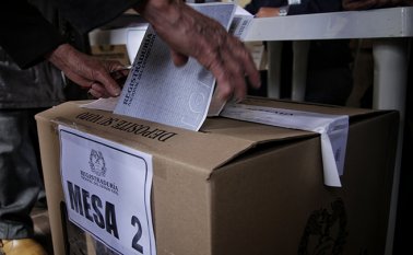 La conciliación de la reforma electoral se estaría haciendo el viernes 18 de diciembre, cuando ya se hayan reunido las comisiones de cada corporación y definan un texto definitivo. Colprensa