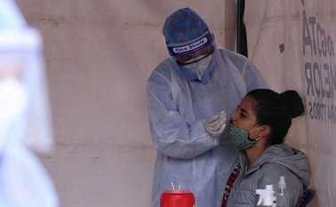 Secretaría de Salud realiza pruebas gratuitas de COVID-19. Colprensa