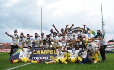 Tomada de Twitter @AtleticoHuilaof