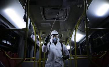 Desinfección en tiempos de Pandemia. Colprensa