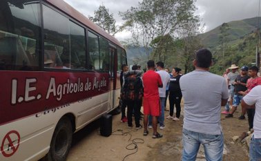 Desplazamiento en Argelia, Cauca, por amenazas del Eln. Colprensa