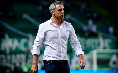 El argentino debutó en los banquillos técnicos con el Cúcuta Deportivo en el 2018 cuando logró el ascenso del equipo motilón. Luego pasó al Deportivo Cali del que dio el salto a Independiente de Avellaneda, el club de sus amores. Archivo/La Opinión