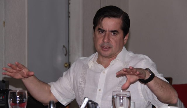 El ministro del Interior, Juan Fernando Cristo, aseguró que el Gobierno Nacional mantiene una inversión social en la región. (Foto Archivo)