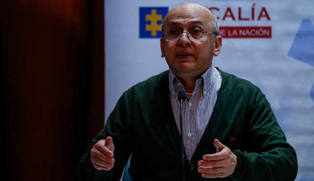 El fiscal general Eduardo Montealegre sostuvo que trabajarán en conjunto con las Fuerzas Militares para capturar a los responsables de este hecho. (Foto Colprensa)