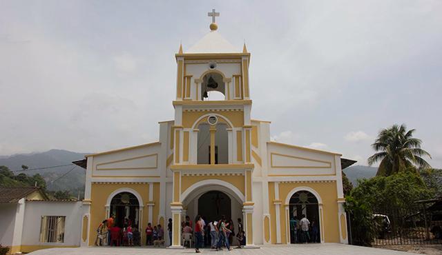 Los habitantes del corregimiento de Pacelli, demostraron una vez más su voluntad de unirse para lograr el objetivo de recuperar su iglesia. Reinaldo Cañizares