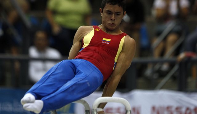 En 2013, Jossimar fue segundo en paralelas. Archivo
