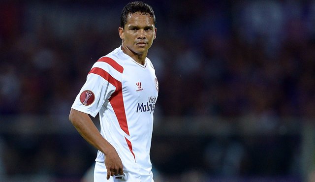 Carlos Bacca será titular este miércoles en la final de la Europa League. Archivo