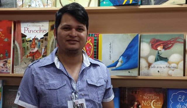 La Feria del Libro de Buenos Aires se cumplió a finales de abril y a ella asistió el bibliotecario Mauricio Padilla Gómez de Tibú.
Cortesía