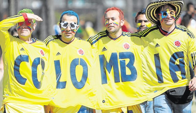 Se espera que como ocurrió en el mundial de fútbol, la hinchada colombiana tenga una destacada figuración dutante la Copa América que se jugará en Chile. Archivo