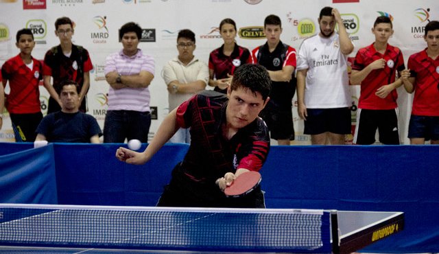 El tenimesista cucuteño Santiago Duarte fue el más destacado de Norte de Santander en el Nacional de Tenis de Mesa que se disputó en el coliseo menor Eustorgio Colmenares Baptista. Conquistó por primera vez una medalla de oro en juvenil individuales. Luis Estévez