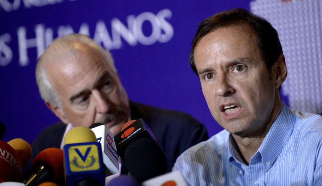 Los expresidentes de Colombia, Andrés Pastrana (I), y de Bolivia, Jorge Quiroga Archivo