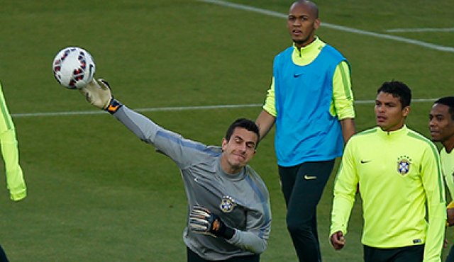 Brasil realiza sus entrenamientos sin su figura Neymar. Mauricio Alvarado