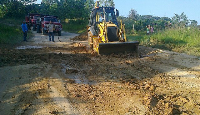 Según la Asociación Campesina del Catatumbo, en ningún momento se han abierto nuevas vías, sino que se hace el mejoramiento de las que ya existen. Archivo