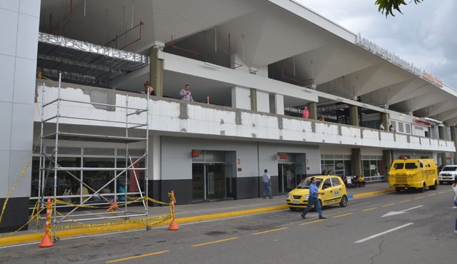 Fachada del aeropuerto Camilo Daza. Rodrigo Sandoval