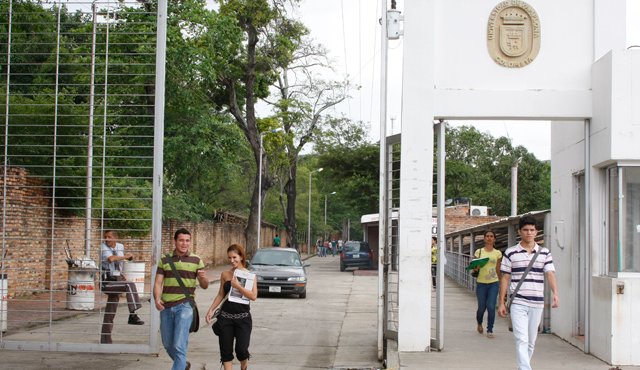 La Concesionaria San Simón deberá atender las demandas de los estudiantes. Cortesía