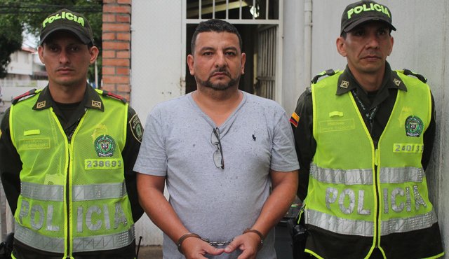 Juan Pablo Martínez Salazar, de 49 años, natural de Anserma, Caldas. Policía Nacional