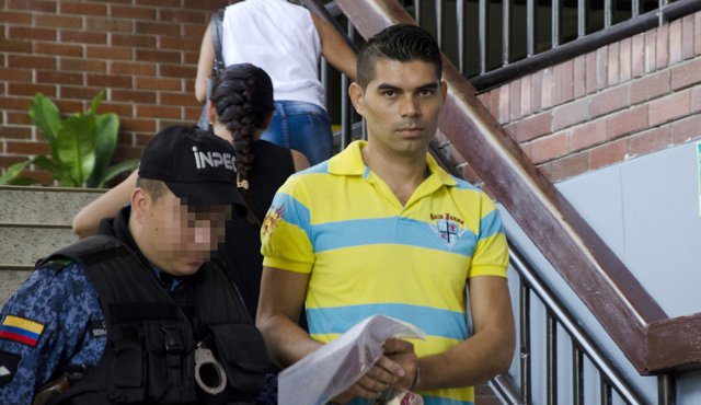 Roiman Cano Sarabia, a su salida ayer del Palacio de Justicia de Cúcuta, tras ser condenado. Rodrigo Sandoval