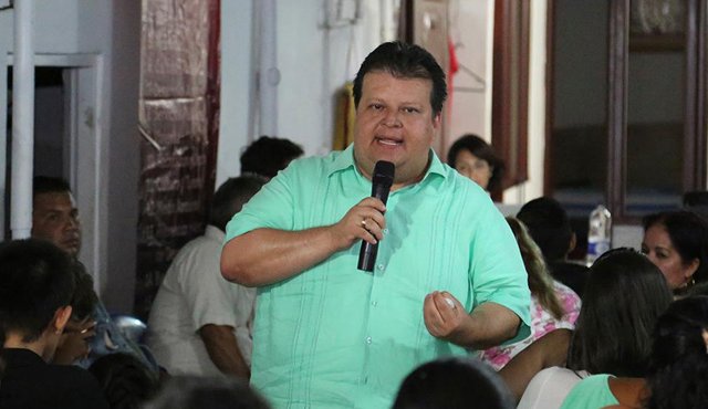 Jairo Cristo quien aspira a la Alcaldía de Cúcuta por el grupo ‘Más Educación’, dijo que el emprendimiento será una de las herramientas para reactivar la economía y derrotar el desempleo que agobia a la ciudad. Especial para La Opinión