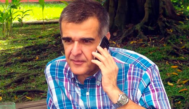 Las autoridades desmintieron las versiones de un cruce de disparos durante el atentado. Internet