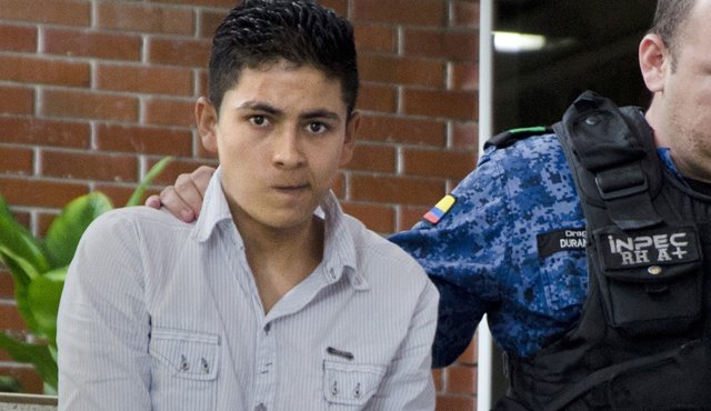 Jair Ortiz Vergel a su salida del Palacio de Justicia de Cúcuta tras ser condenado. Deberá consignar a favor del Estado una multa de 2.025 salarios mínimos legales mensuales vigentes. Rodrigo Sandoval