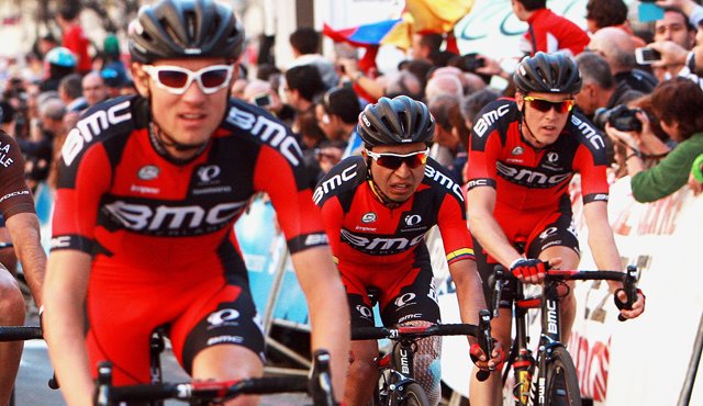 El equipo ganador fue el estadounidense BMC Racing, donde compite el colombiano Darwin Atapuma. Colprensa