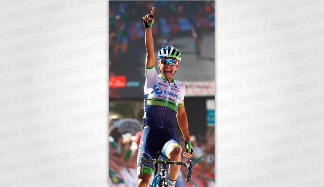 Chaves se escapó en la ascensión final, un puerto de tercera categoría, con otros tres ciclistas, entre ellos su compatriota Nairo Quintana. AFP