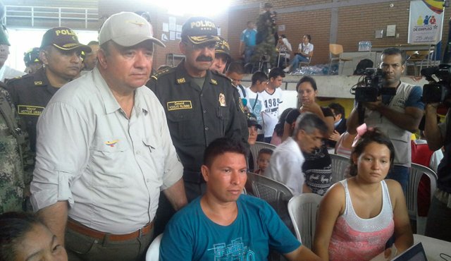 Ministro de Defensa, Luis Carlos Villegas, y el Director de la policía Nacional, general Rodolfo Palomino. Leonardo Oliveros