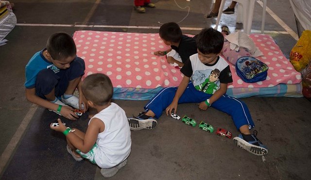 Niños colombianos que están en los albergues. Juan Pablo Cohen