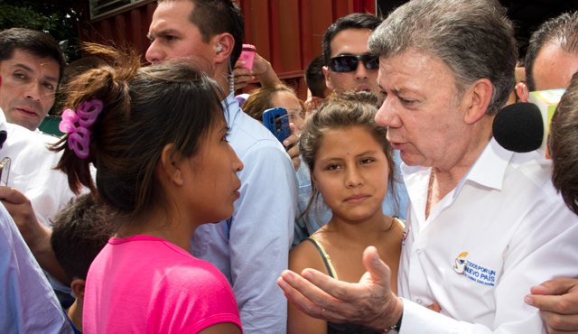 Leidy Vargas le pide al presidente Juan Manuel Santos que le ayude con un techo para vivir con su familia. Alfredo Estévez