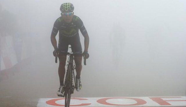El boyacense Nairo Quintana es noveno en la clasificación general, a 3 minutos. Twitter @Movistar_Team