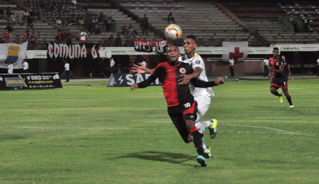 Con la derrota de anoche el Cúcuta Deportivo quedó anclado en lo más profundo de la clasificación general con 5 puntos, y su descenso está prácticamente firmado. Edinsson Figueroa