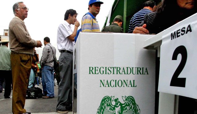 El fraude electoral y la injerencia de los grupos al margen de la ley se convierten, una vez más, en los principales factores de riesgo que amenazan el proceso democrático que concluirá el 25 de octubre, según la Misión de Observación Electoral. La Opinión