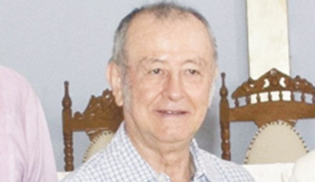 El sacerdote murió en la tarde del miércoles tras ser atropellado por una motocicleta. El conductor de la moto, identificado como Pedronel Ruiz, resultó herido. Archivo