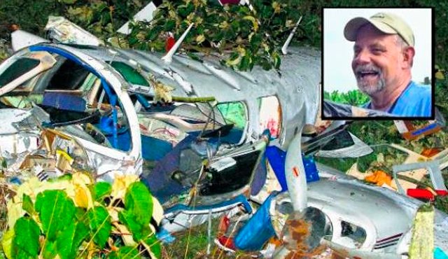 La aeronave se accidentó la tarde del viernes en la vereda La Clarita, en zona limítrofe entre San Jerónimo y San Pedro de los Milagros. El vuelo debía llegar al aeropuerto Enrique Olaya Herrera. Colprensa