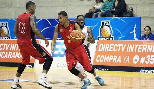 Los Halcones de Cúcuta de la segunda temporada de 2015 quedarán en la historia del baloncesto colombiano por ser el equipo que perdió por más diferencia de puntos, al caer el domingo de la semana pasada ante Búcaros. Cortesía