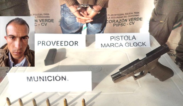 Esta pistola Glock, calibre 9 milímetros, con 10 cartuchos, de origen austriaca, le fue decomisada a Téllez Quintero quien no tenía permiso para porte. Cortesía