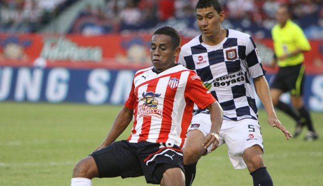Vladimir Hernández es sin duda alguna el jugador más desequilibrante que tiene el Junior esta temporada, y guarda el sueño de dar el salto al fútbol internacional el próximo semestre. Colprensa