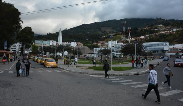 La plazuela sigue siendo el dolor de cabeza para las autoridades de Pamplona. Los fines de semana se refuerza la seguridad en este sector. Roberto Ospino