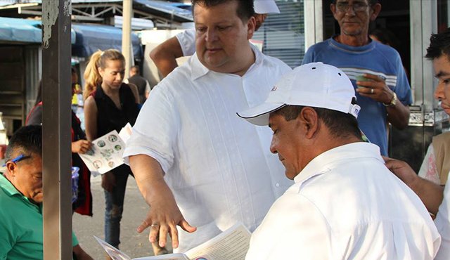 Jairo Cristo, avalado por ASI, participa en la campaña por la Alcaldía de Cúcuta con un programa que, dijo, elaboró teniendo en cuenta las necesidades expuestas por la gente en las reuniones programáticas que desarrolló en las comunas. Cortesía