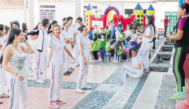 Los estudiantes de los colegios del municipio participaron de las actividades programadas para combatir el sedentarismo. Daicy Echeverri