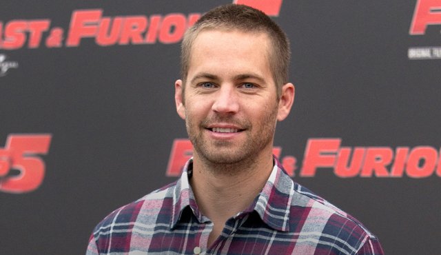 Paul Walker murió en noviembre del 2013 tras chocar en su auto. AP