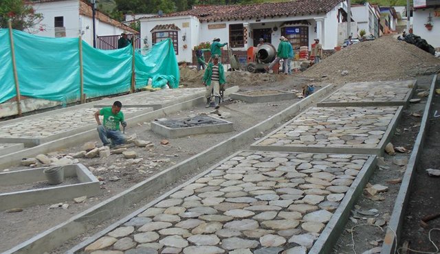 Con las obras se le dará un aspecto colonial a las vías de este municipio de la provincia de Pamplona. Cortesía