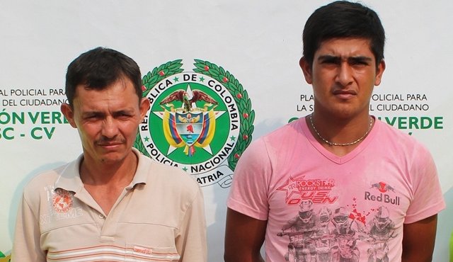 Oscar Duarte Cárdenas (izquierda), fue capturado el 20 de marzo de 2013 junto a Didier Livinton Galvis Robles (prófugo). Archivo